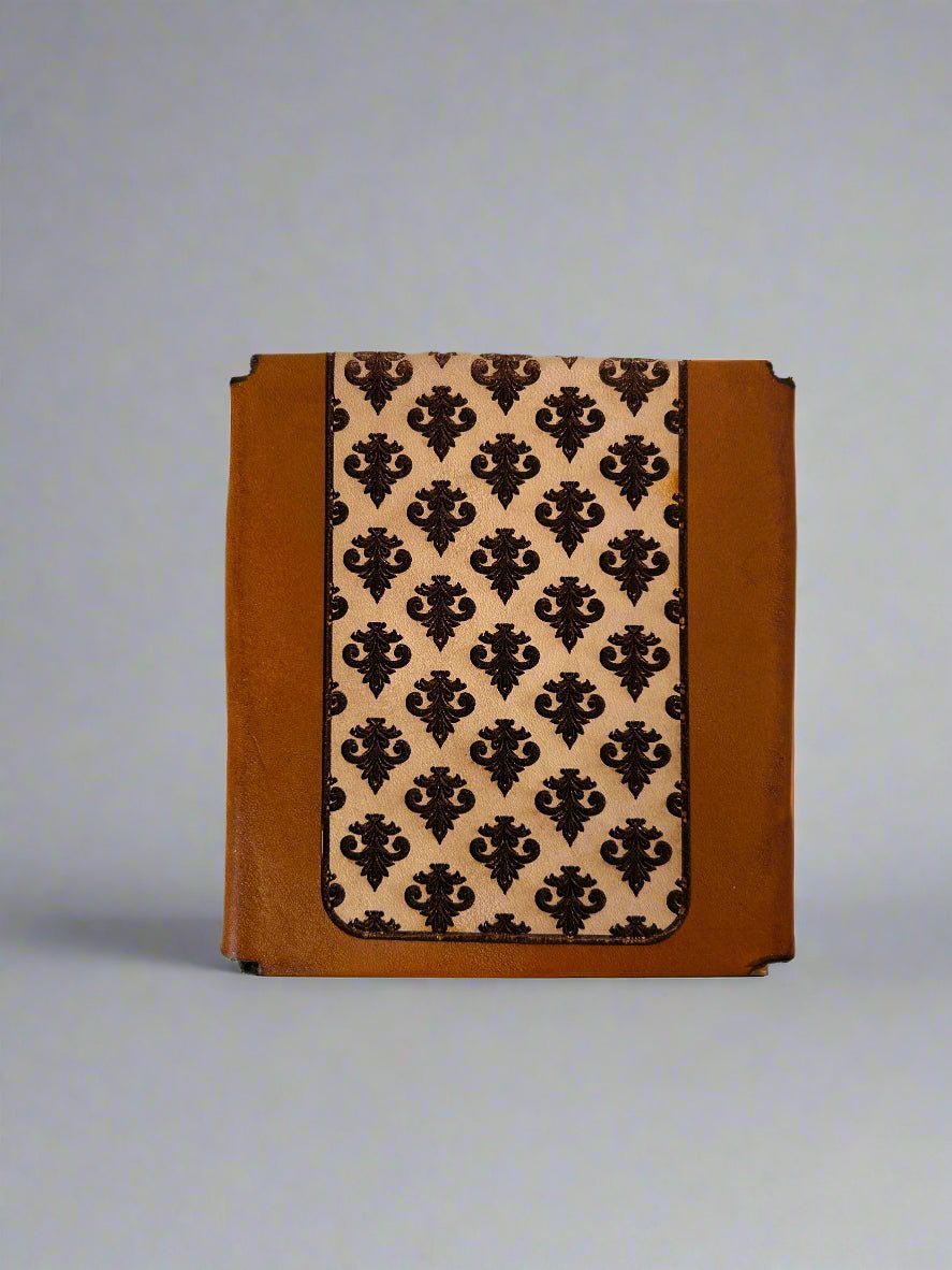 MTG Leather Deck Box - Fleur de Lis Design - Back View - The Wyverns Workshop