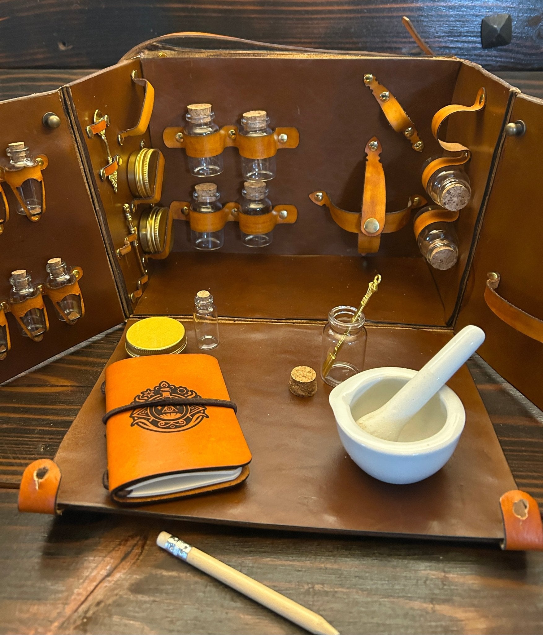 Apothecary Travel Kit - The Wyverns Workshop
