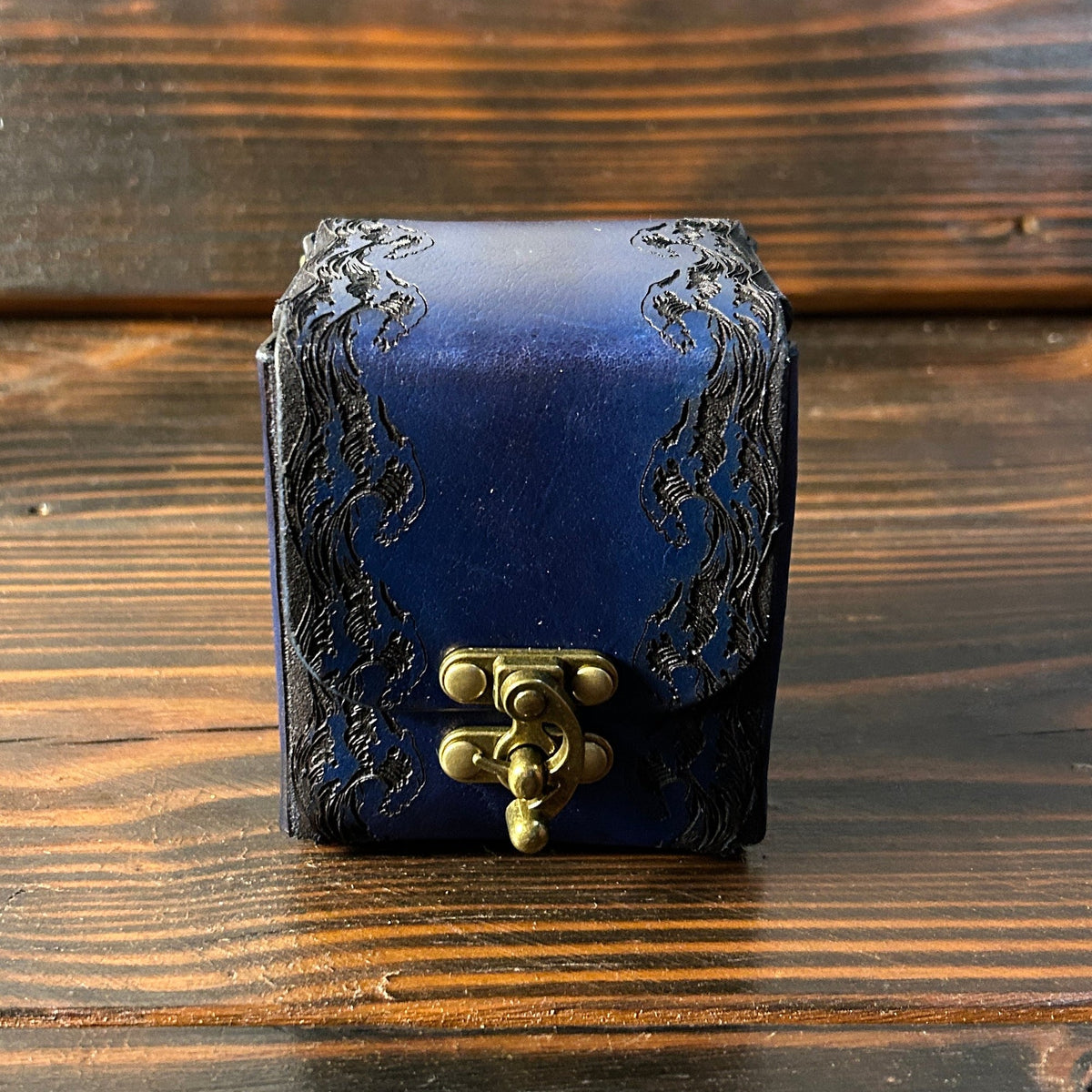 Premium Leather MTG Deck Box -Ocean Waves - The Wyverns Workshop